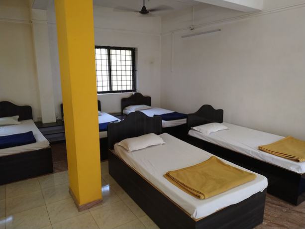 Imagen de la habitación del Hotel Iroomz Gananjaya - Hostel. Foto 8