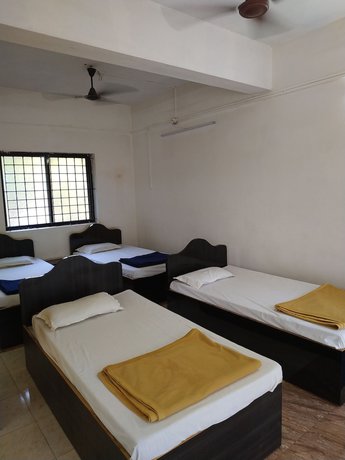 Imagen de la habitación del Hotel Iroomz Gananjaya - Hostel. Foto 9