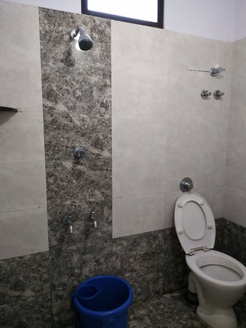 Imagen de la habitación del Hotel Iroomz Gananjaya - Hostel. Foto 14