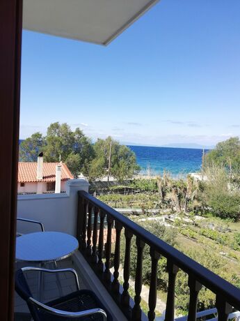 Imagen general del Hotel Iro\'s Residence. Foto 5