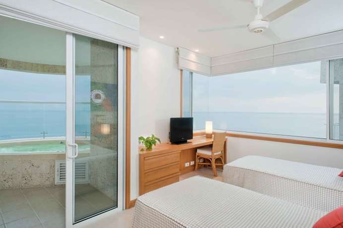 Imagen de la habitación del Hotel Irotama del Sol. Foto 11