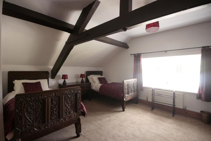 Imagen de la habitación del Hotel Irton Hall. Foto 19