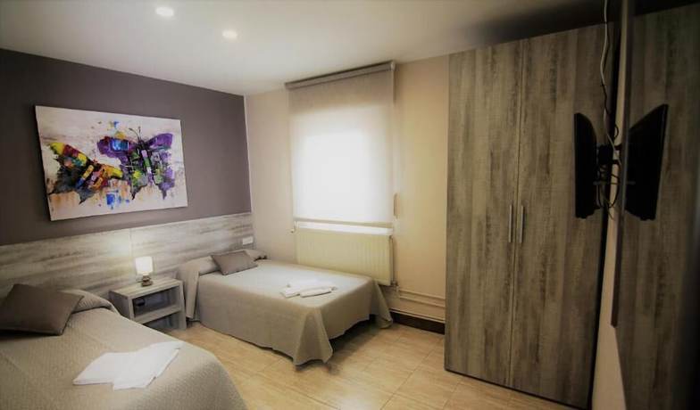 Imagen de la habitación del Hotel Irubide. Foto 3