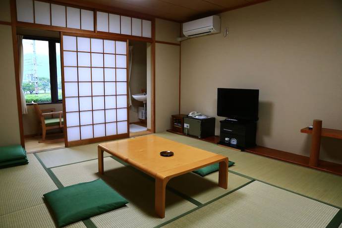 Imagen de la habitación del Hotel Iruka Onsen Seiryuusou. Foto 8