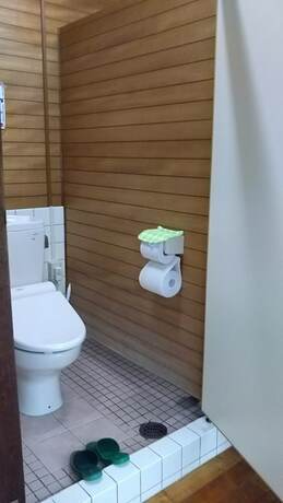 Imagen de la habitación del Hotel Irumoteso. Foto 5