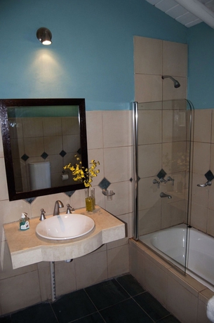 Imagen de la habitación del Hotel Irupe Lodge. Foto 14