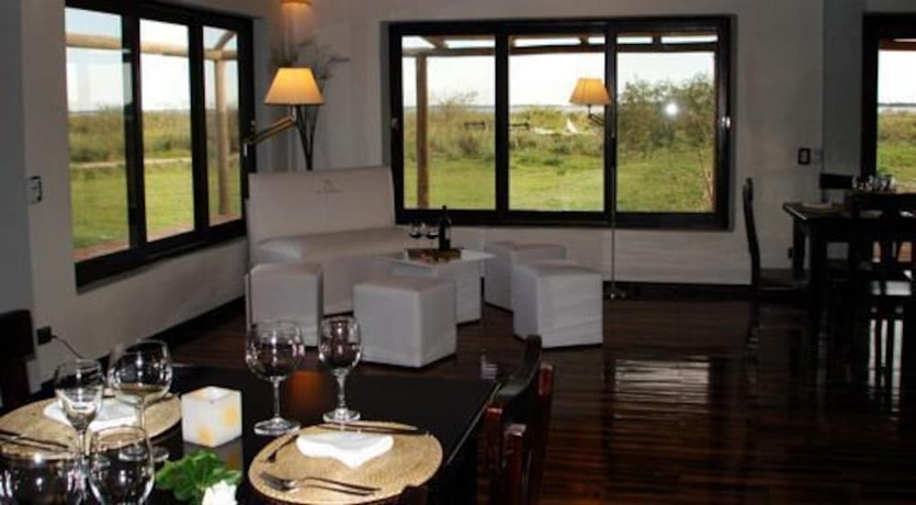 Imagen de los interiores del Hotel Irupe Lodge. Foto 17