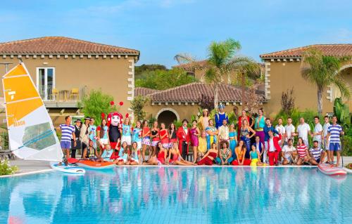 Imagen general del Hotel Is Serenas Badesi Resort. Foto 13