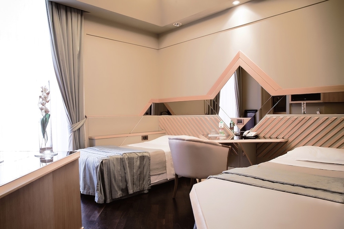 Imagen de la habitación del Hotel Isa. Foto 8