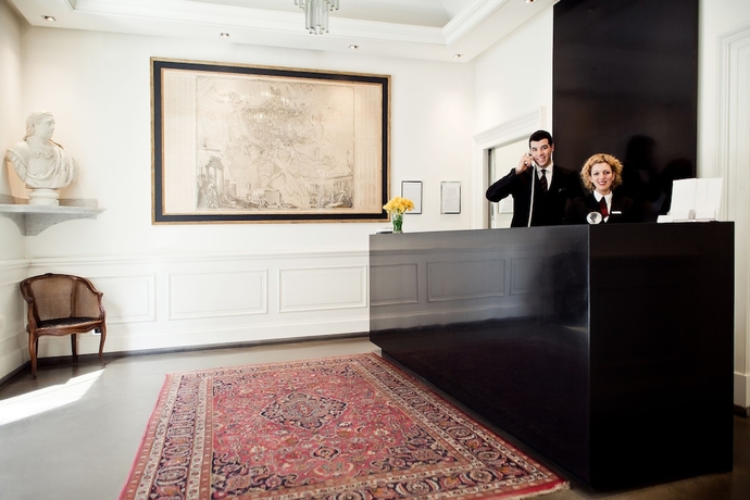 Imagen de los interiores del Hotel Isa. Foto 19