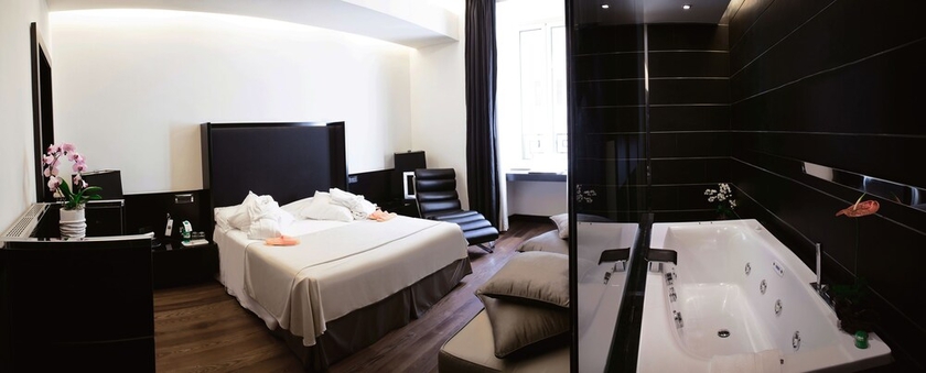 Imagen de la habitación del Hotel Isa. Foto 17