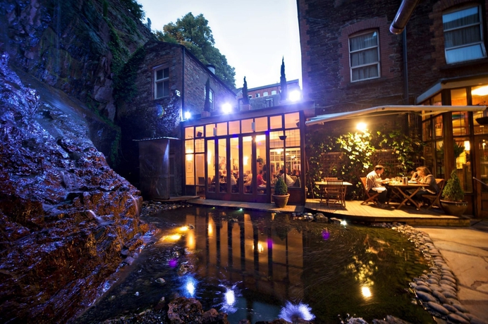 Imagen de los exteriores del Hotel Isaacs Cork City. Foto 14