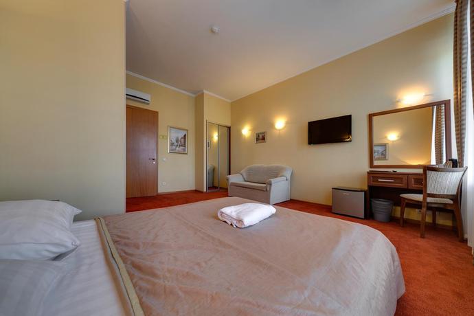 Imagen general del Hotel Isaak. Foto 9