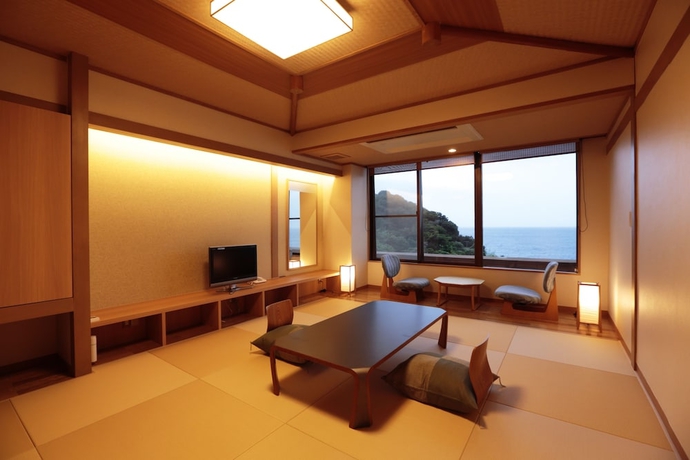 Imagen de la habitación del Hotel Isaba. Foto 11