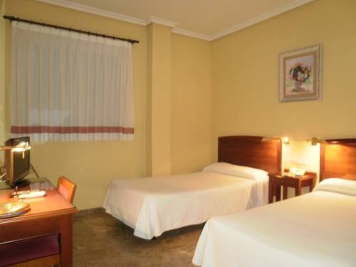Imagen general del Hotel Isabel, Almusafes. Foto 1