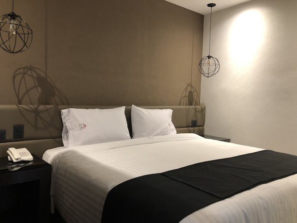 Imagen de la habitación del Hotel Isabel, Centro Hist&oacute;rico de Puebla. Foto 16