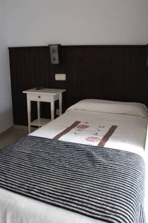 Imagen de la habitación del Hotel Isabel, Majadahonda. Foto 6