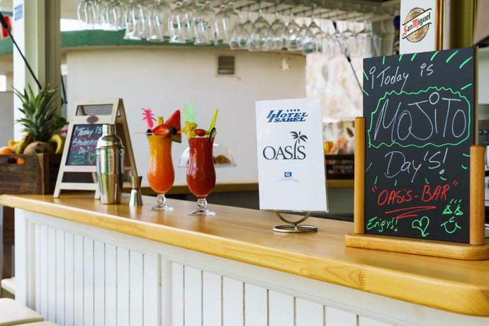 Imagen del bar/restaurante del Hotel Isabel, Torremolinos. Foto 4