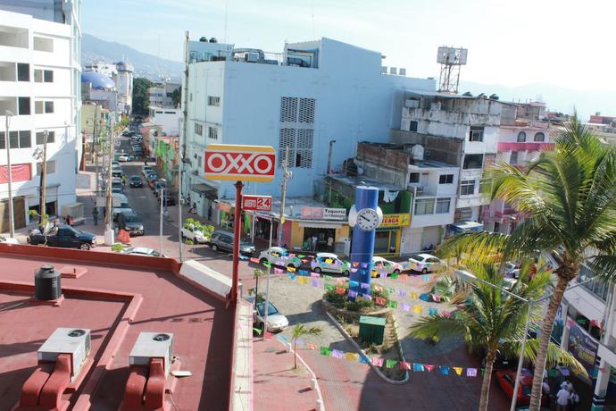 Imagen de los exteriores del Hotel Isabella, Acapulco. Foto 14