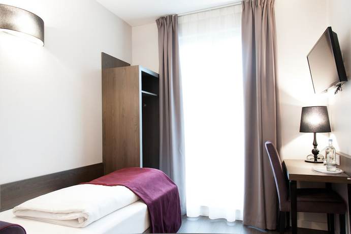 Imagen de la habitación del Hotel Isabella, Frankfurt. Foto 8