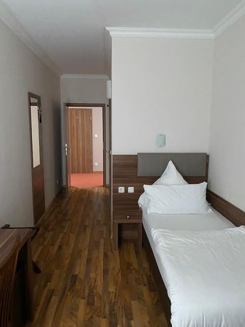 Imagen de la habitación del Hotel Isabella, Frankfurt. Foto 9