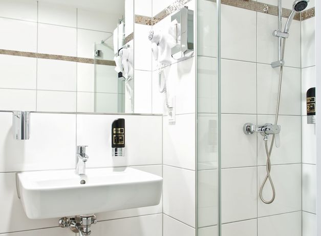 Imagen de la habitación del Hotel Isabella, Frankfurt. Foto 10