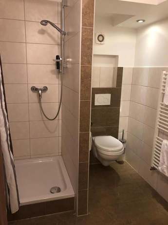 Imagen de la habitación del Hotel Isabella, Frankfurt. Foto 14