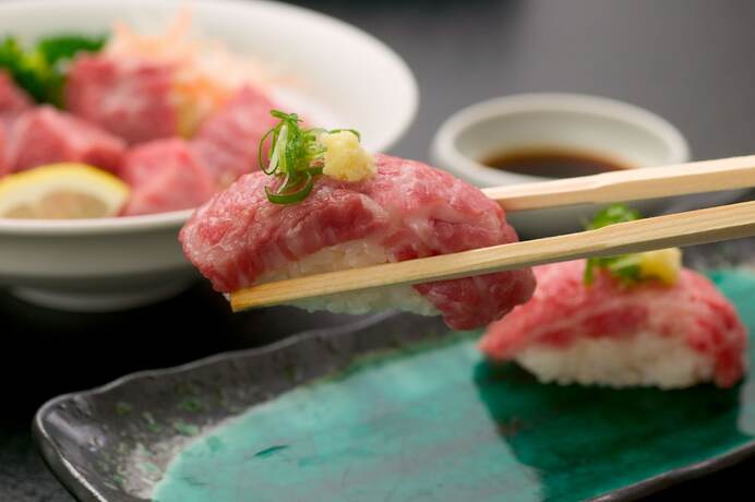 Imagen del bar/restaurante del Hotel Isago Kobe. Foto 15