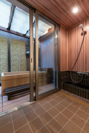 Imagen de la habitación del Hotel Isago Kobe. Foto 18