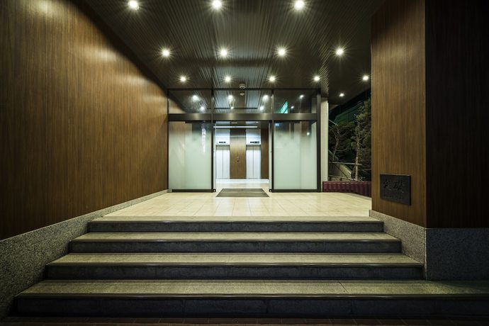 Imagen de los interiores del Hotel Isahaya Terminal. Foto 16