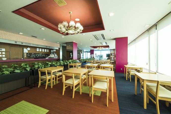 Imagen del bar/restaurante del Hotel Isahaya Terminal. Foto 5
