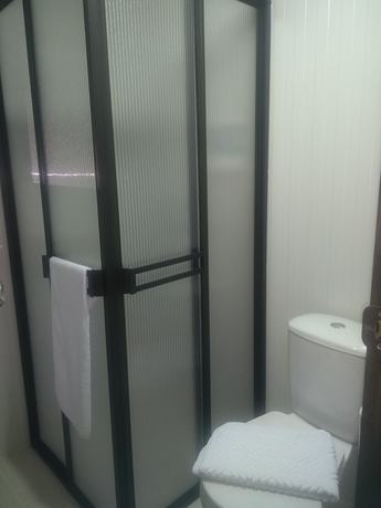 Imagen de la habitación del Hotel Isak. Foto 7