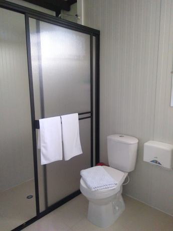 Imagen de la habitación del Hotel Isak. Foto 8