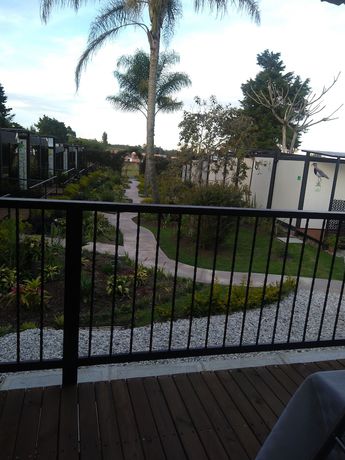 Imagen de los exteriores del Hotel Isak. Foto 19