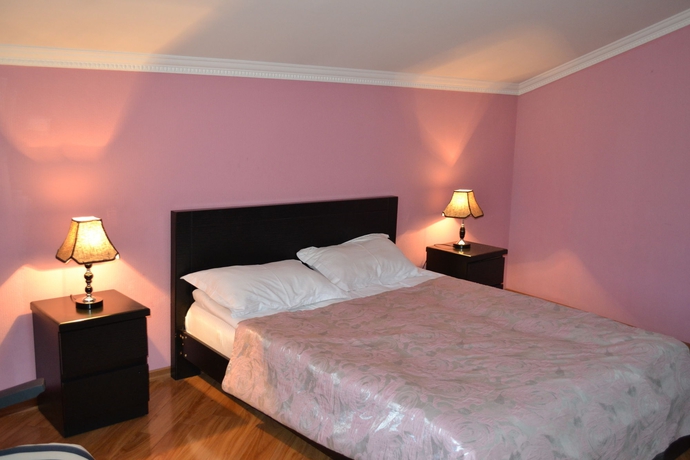 Imagen de la habitación del Hotel Isaka. Foto 13