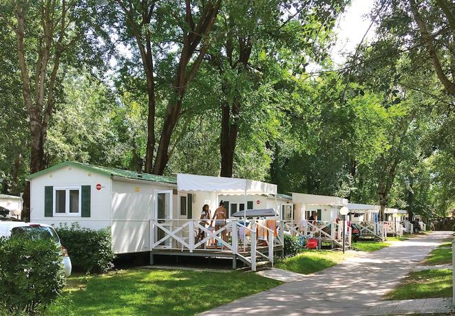 Imagen de la habitación del Hotel Isamar Holiday Village. Foto 3