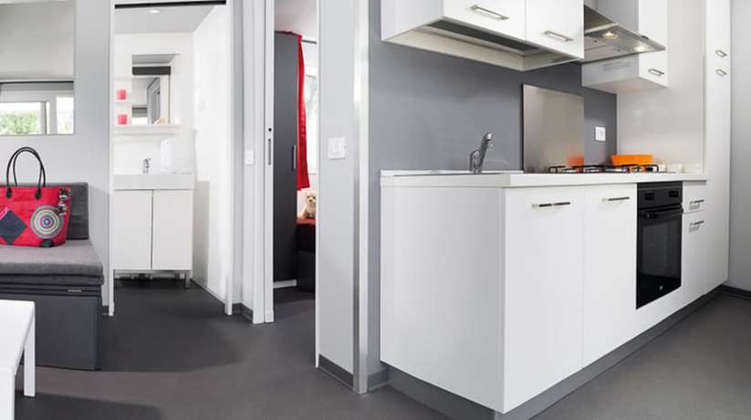 Imagen de la habitación del Hotel Isamar Holiday Village. Foto 18