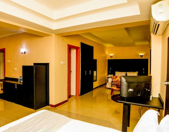 Imagen de la habitación del Hotel Isamilo Grand Hotel. Foto 15