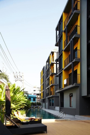 Imagen de los exteriores del Hotel Isanook Bangkok. Foto 8