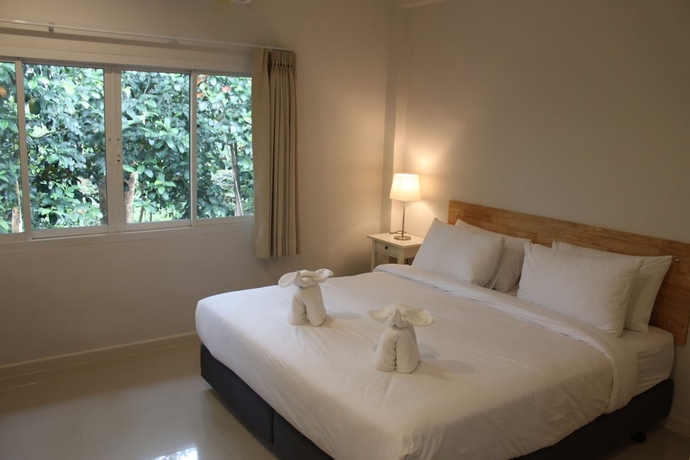Imagen de la habitación del Hotel Isara Khao Lak. Foto 5