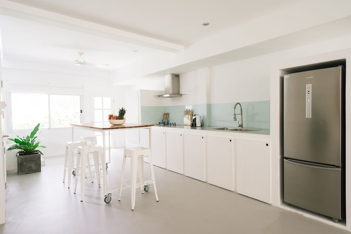 Imagen de la habitación del Hotel Isara Khao Lak. Foto 16