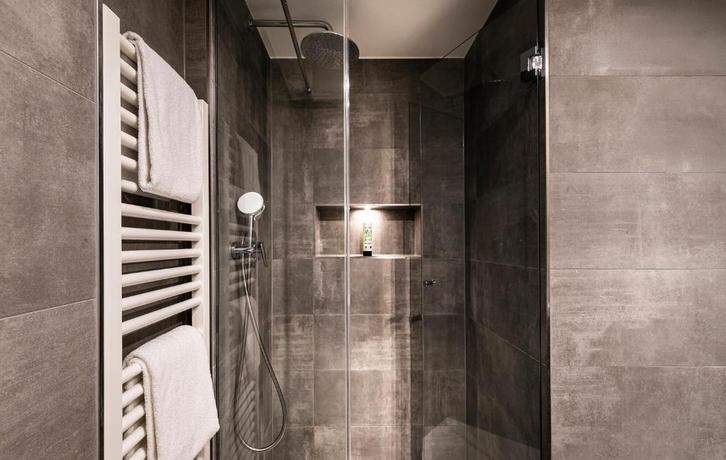Imagen de la habitación del Hotel Isartor. Foto 2