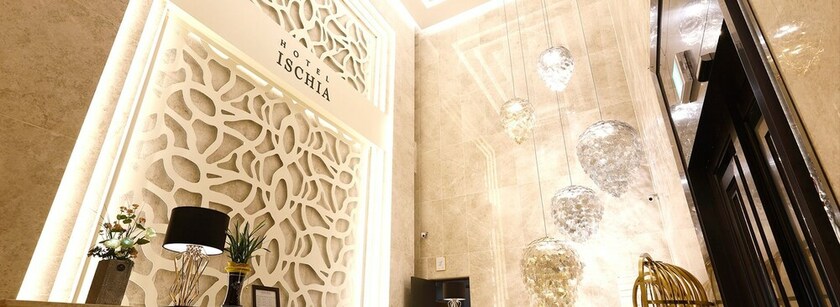 Imagen de los interiores del Hotel Ischia. Foto 31