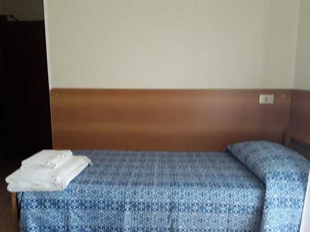 Imagen de la habitación del Hotel Ischia, Rimini. Foto 4