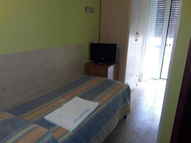 Imagen de la habitación del Hotel Ischia, Rimini. Foto 15