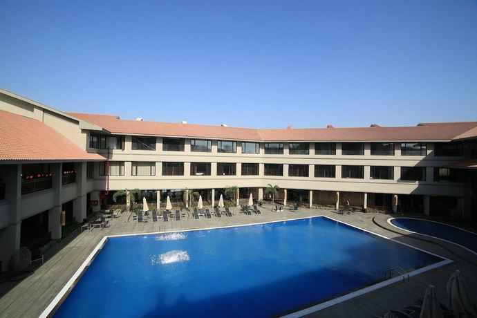 Imagen general del Hotel Iscon The Fern Resort and Spa, Bhavnagar. Foto 1