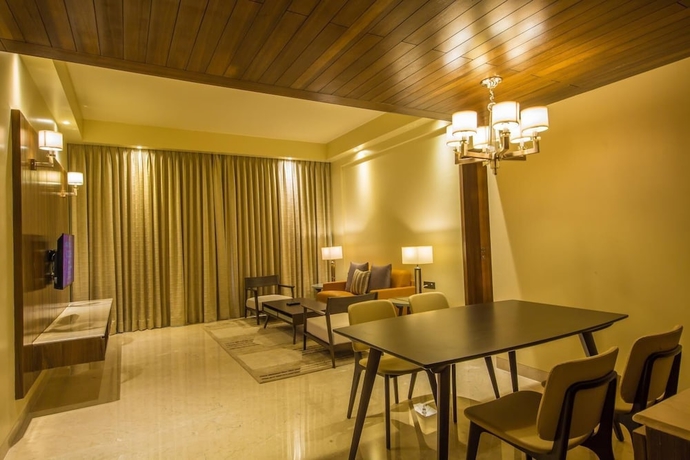 Imagen de la habitación del Hotel Iscon The Fern Resort and Spa, Bhavnagar. Foto 7