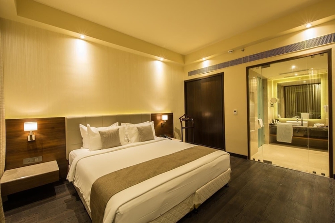 Imagen de la habitación del Hotel Iscon The Fern Resort and Spa, Bhavnagar. Foto 11