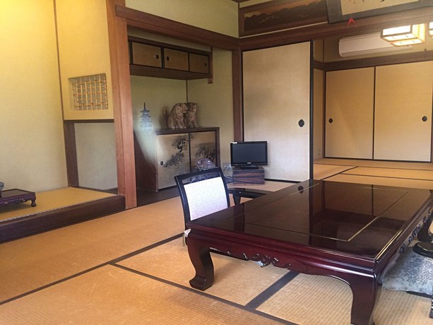 Imagen de la habitación del Hotel Ise Todaya Ryoan. Foto 7