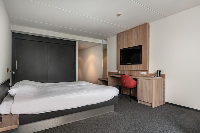 Imagen de la habitación del Hotel Iselmar. Foto 4